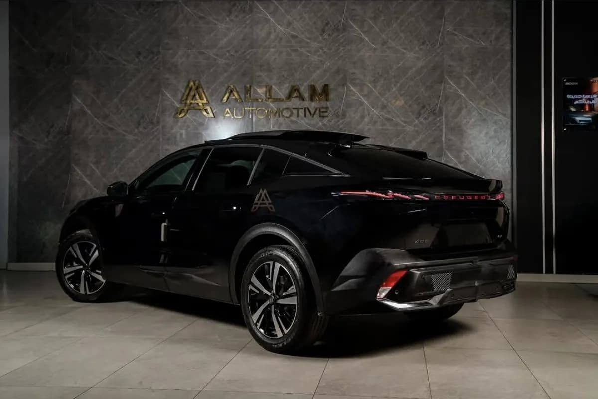 Peugeot 408 2026 Topline Black Automatic — New