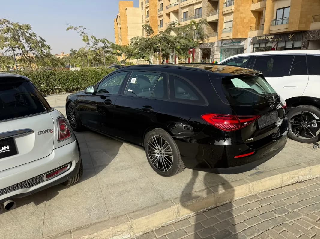 Mercedes-Benz C180 2022 Avantgarde Black Automatic — Used