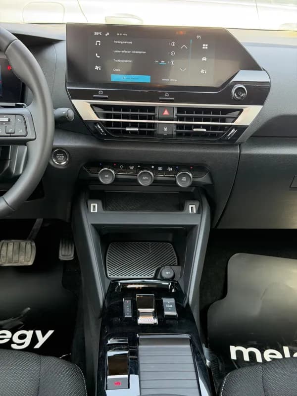 Citroen C4 X 2026 Feel Silver Automatic — New