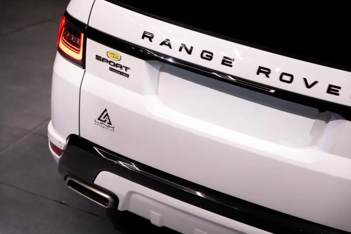 Range Rover Sport 2020 P400e HSE White Automatic — Used