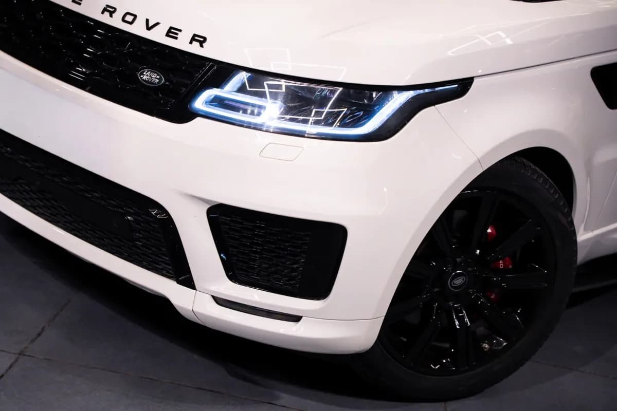 Range Rover Sport 2020 P400e HSE White Automatic — Used