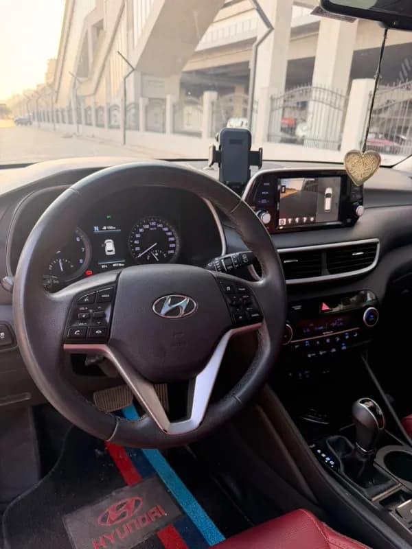 Hyundai Tucson 2020 Top line Gray Automatic — Used