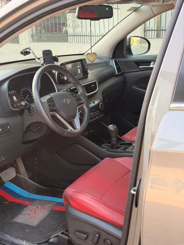 Hyundai Tucson 2020 Top line Gray Automatic — Used