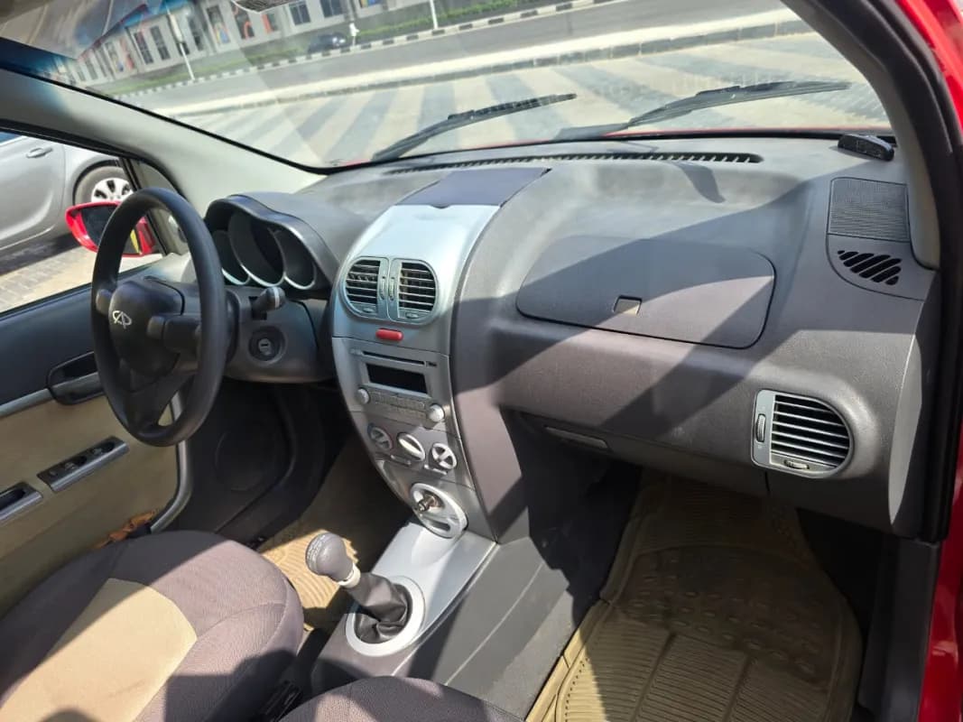 سبيرانزا A113 2014 بيزك1.3 أحمر مانيوال — مستعملة