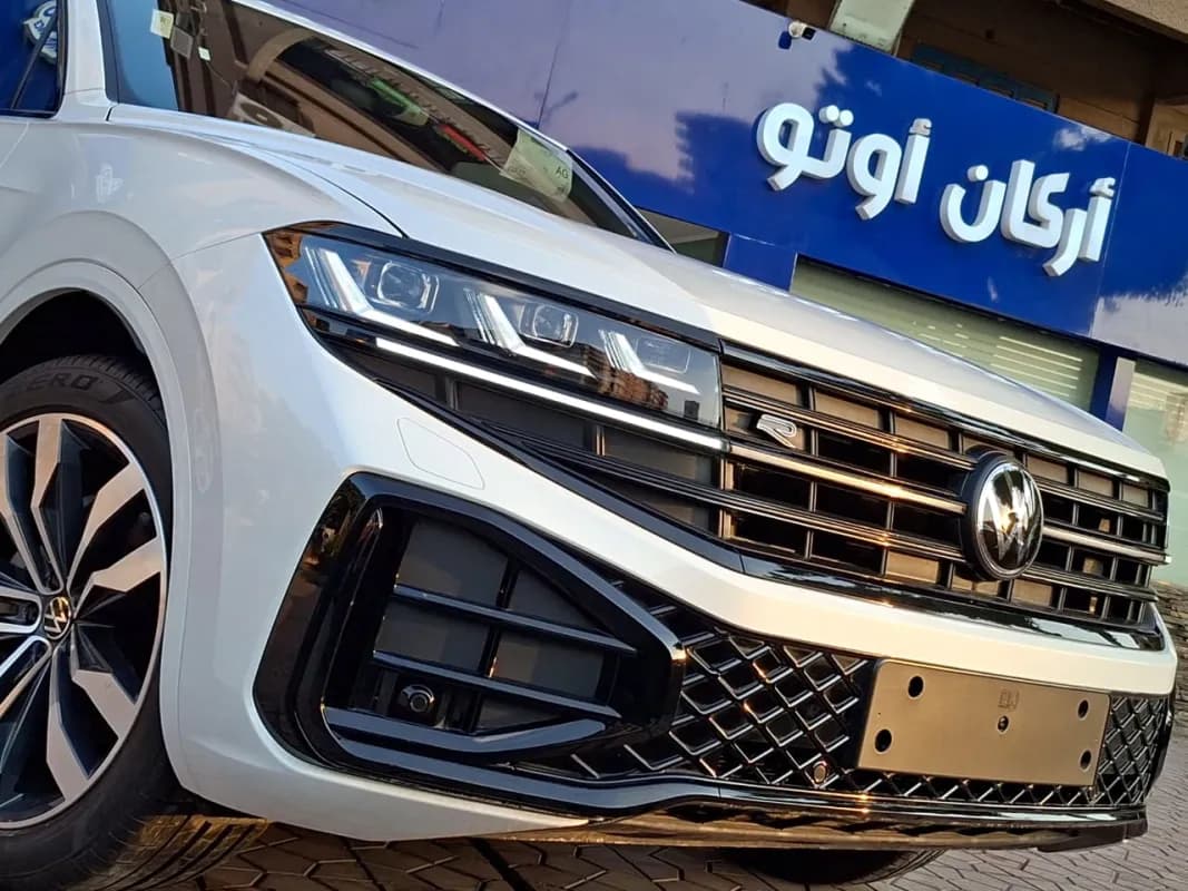 فولكس فاجن توريج 2026 ار لاين أبيض أوتوماتيك — جديدة