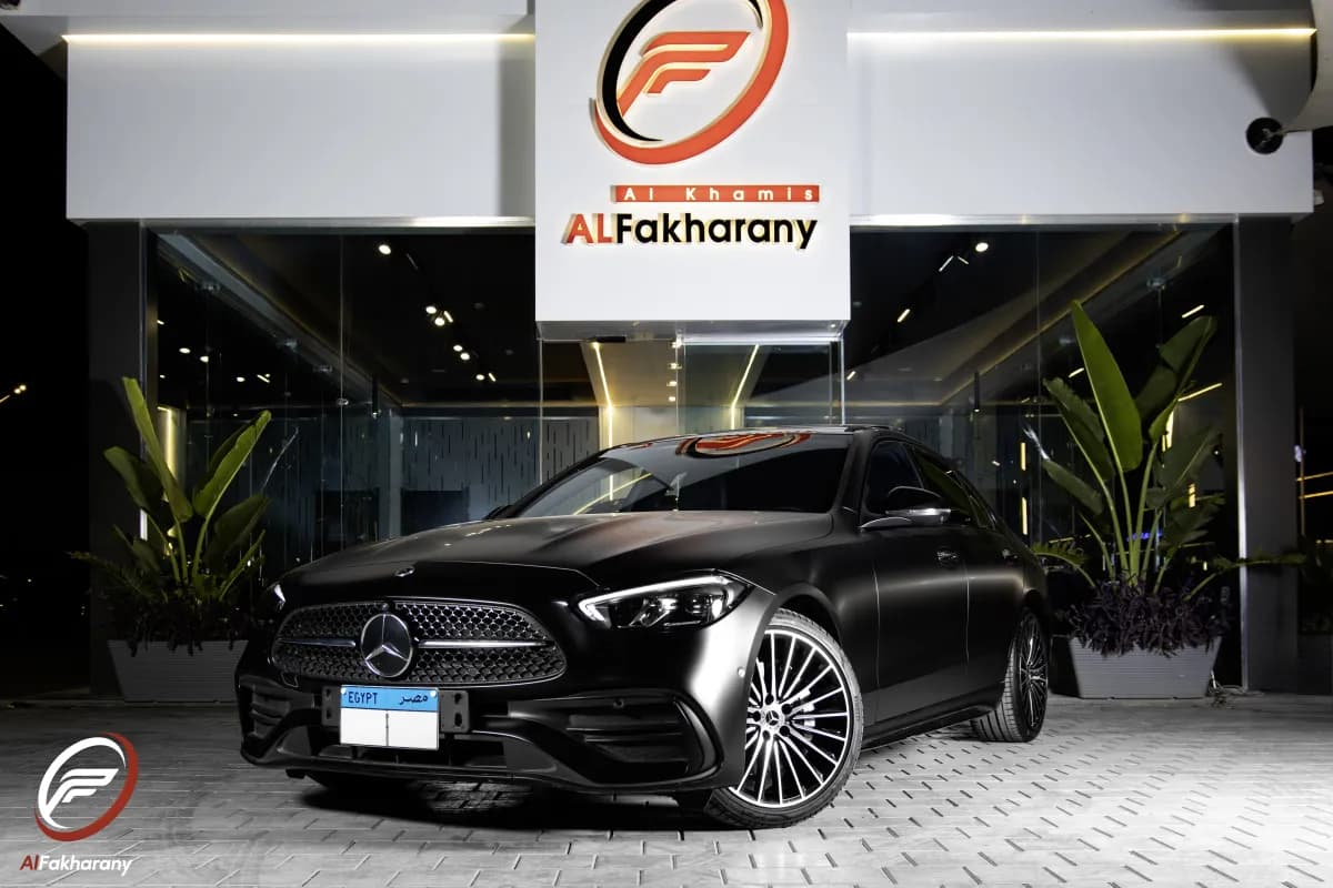 مرسيدس بنز C200 2026 ايه ام جي أسود أوتوماتيك — مستعملة