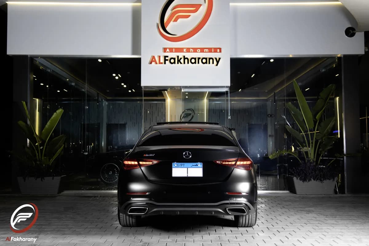 مرسيدس بنز C200 2026 ايه ام جي أسود أوتوماتيك — مستعملة