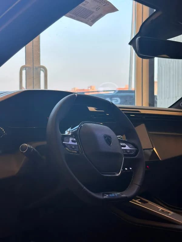 بيجو 408 2027 جي تي لاين أخضر أوتوماتيك — جديدة