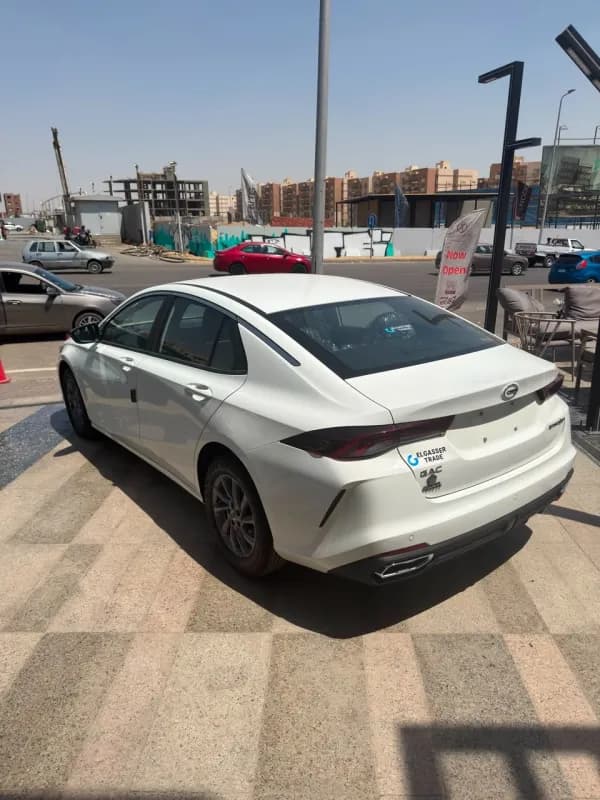 جي ايه سي امباو 2027 بيز لاين/ جي اس أبيض أوتوماتيك — جديدة
