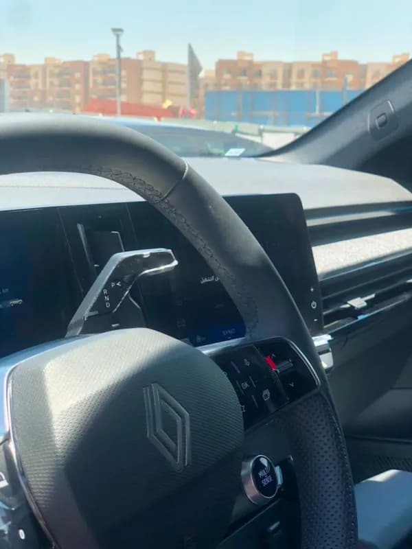 رينو اوسترال 2026 ايسبرت البين أحمر أوتوماتيك — جديدة