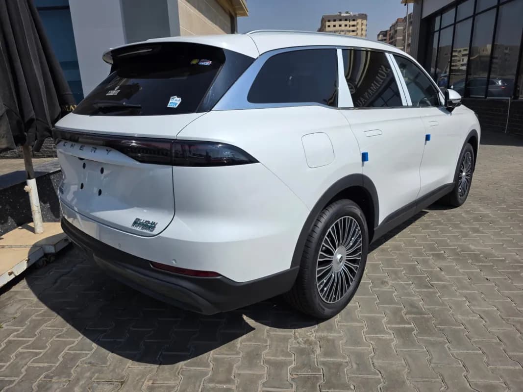 شيري تيجو 9 2026 بي اتش اي في أبيض أوتوماتيك — جديدة