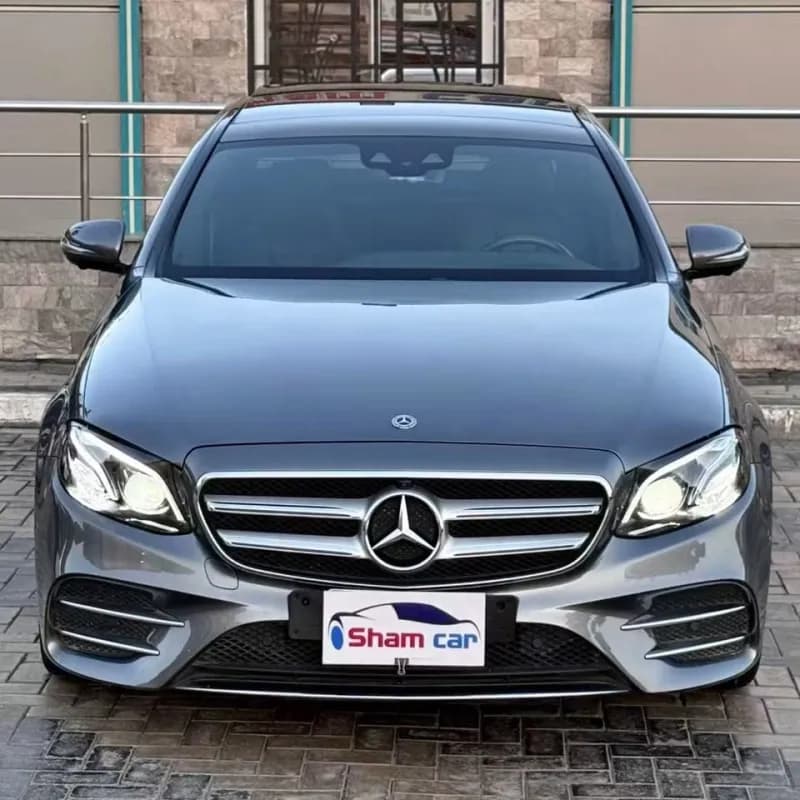 مرسيدس بنز E200 2019 ايه ام جي رمادي أوتوماتيك — مستعملة