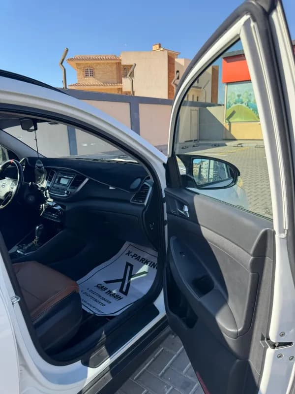 هيونداي توسان 2019 بلاز أبيض أوتوماتيك — مستعملة