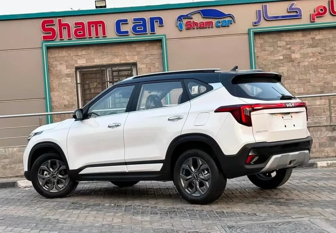 كيا سيلتوس 2025 اتش ال تربو أبيض أوتوماتيك — جديدة
