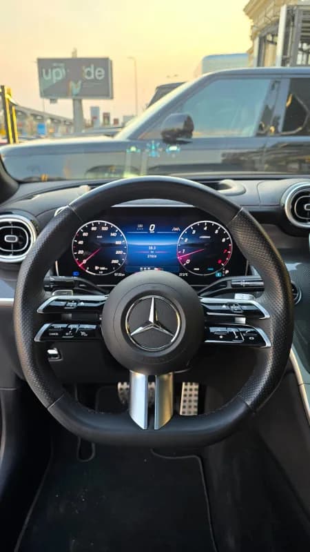 مرسيدس بنز GLC 300 2025 برميم بلس أسود أوتوماتيك — مستعملة