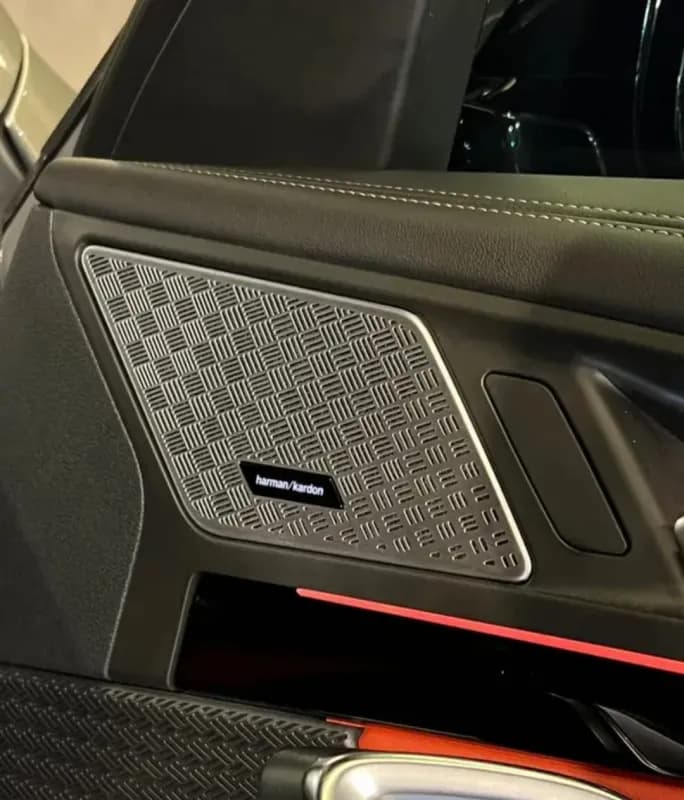 بي ام دبليو X1 2026 ام سبورت باكيدج فضي أوتوماتيك — مستعملة