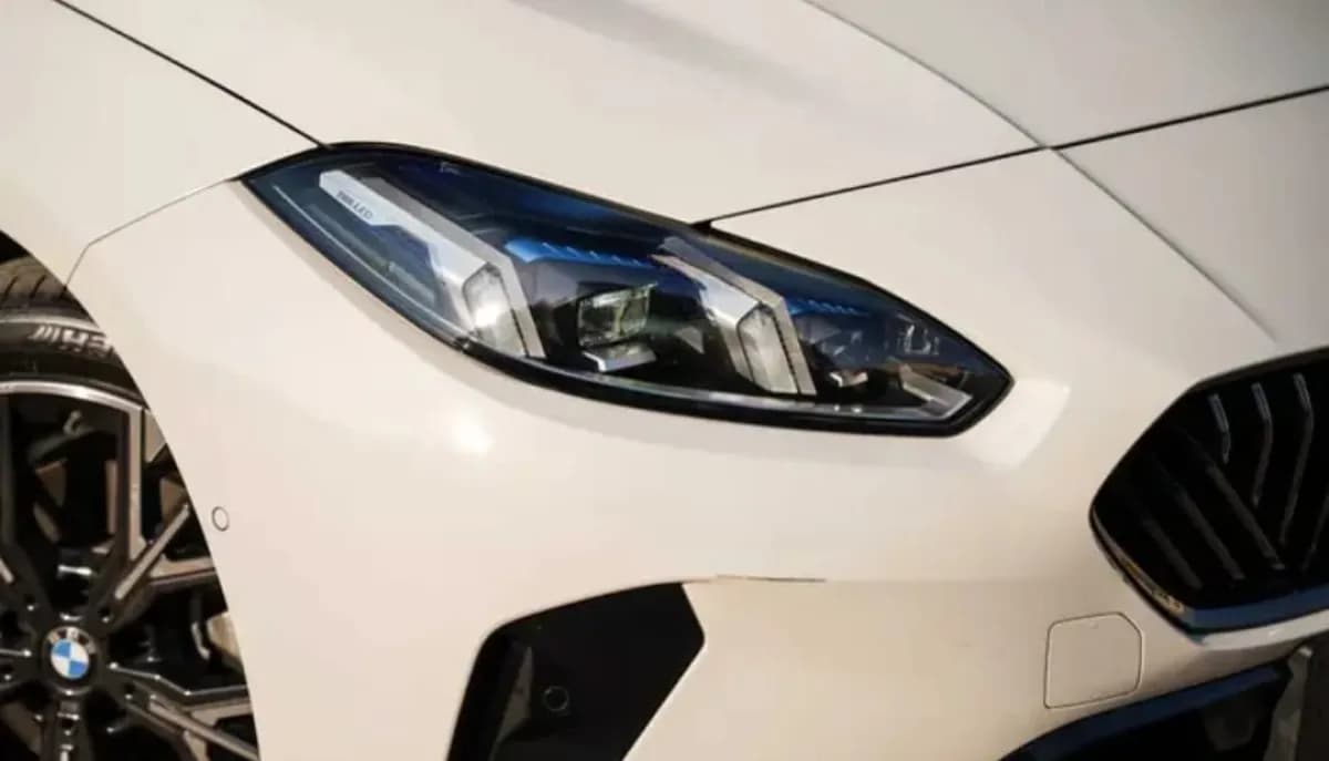 بي ام دبليو 118i 2026 سبورت لاين أبيض أوتوماتيك — مستعملة
