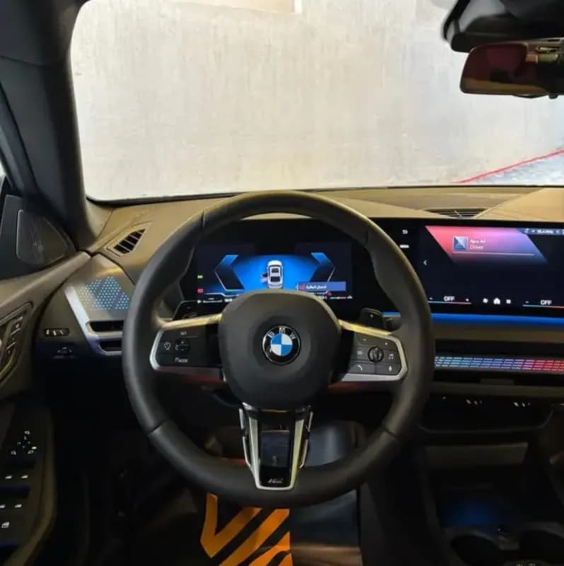 بي ام دبليو 218 2026 ام شادولاين فضي أوتوماتيك — جديدة