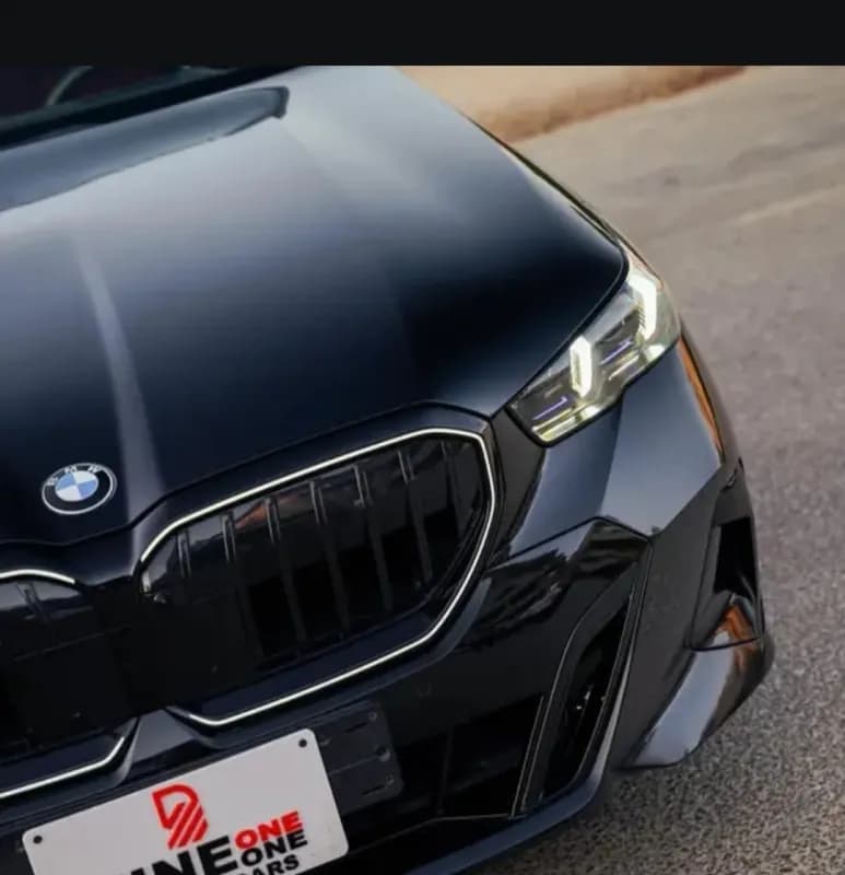 بي ام دبليو 520i 2026 لاكشري أسود أوتوماتيك — مستعملة