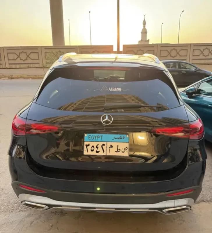 مرسيدس بنز جي ال سي 200 2023 اي ام جي فولي لوديد أسود أوتوماتيك — مستعملة