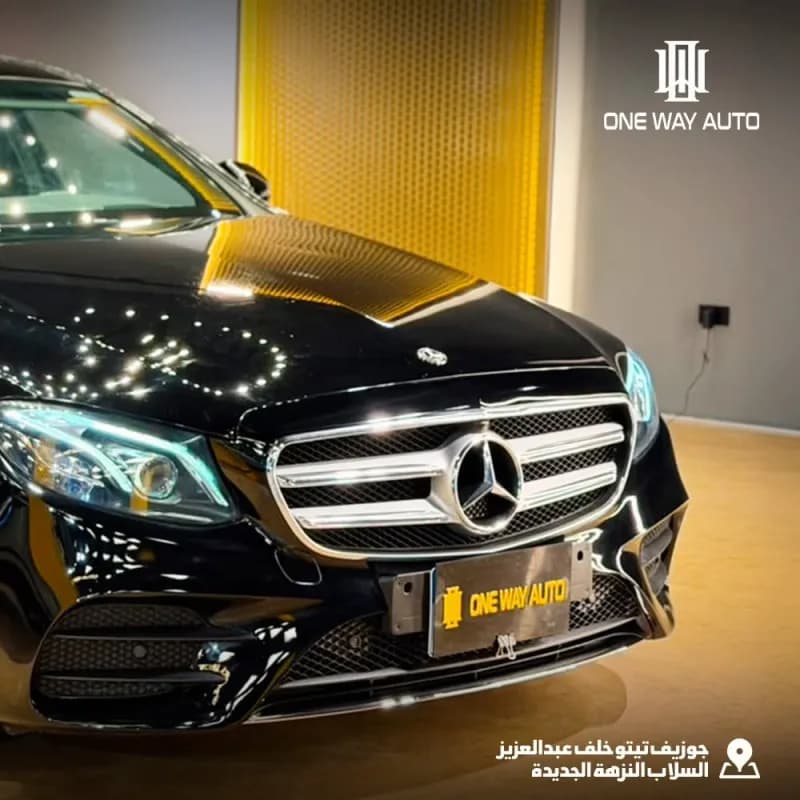 مرسيدس بنز E200 2020 ايه ام جي أسود أوتوماتيك — مستعملة