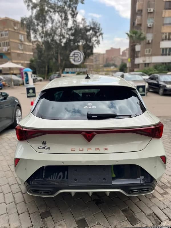 كوبرا ليون 2026 في 1 أبيض أوتوماتيك — جديدة
