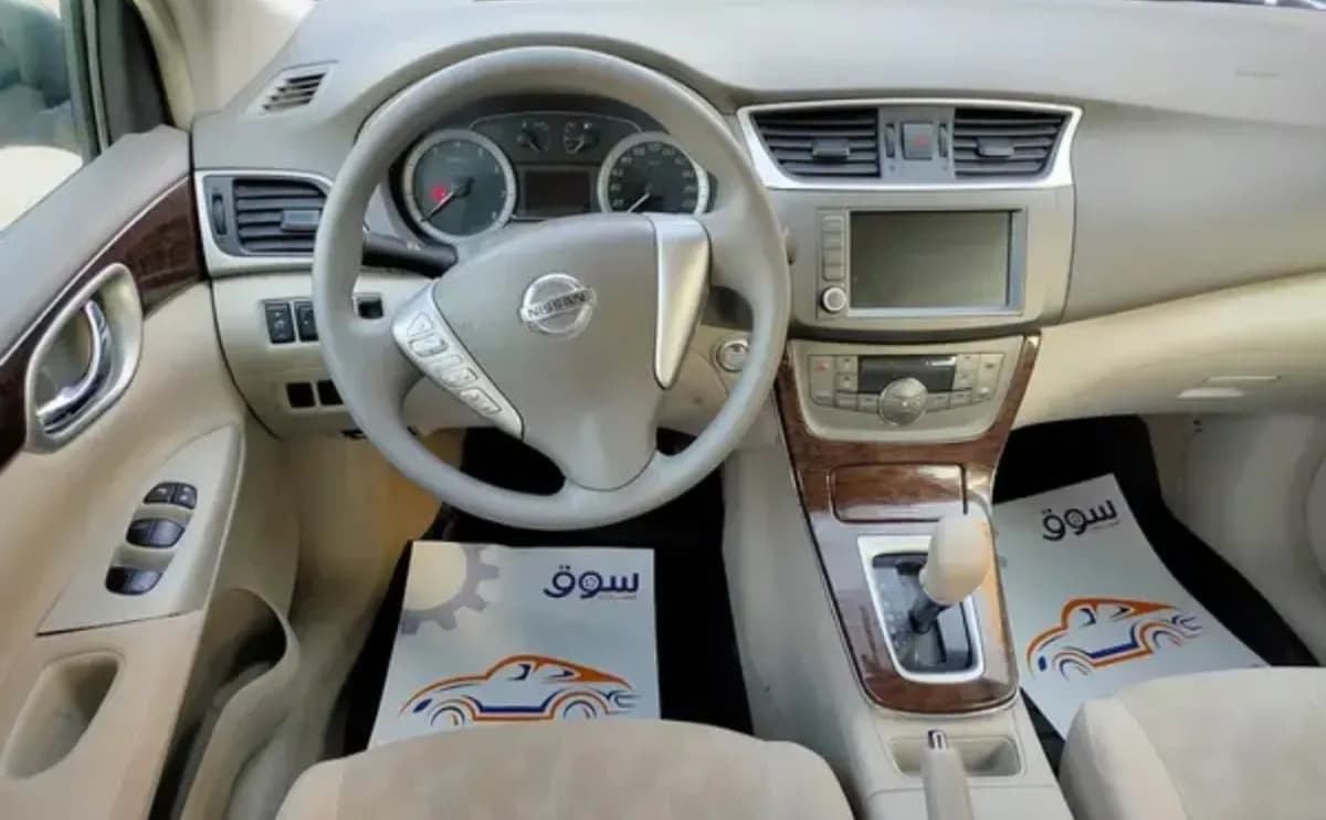 Nissan Sentra 2026 Highline Gray Automatic — Used