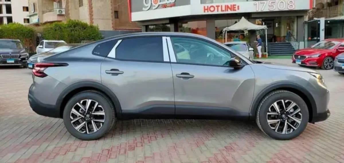 Citroen C4 X 2026 Feel Gray Automatic — New