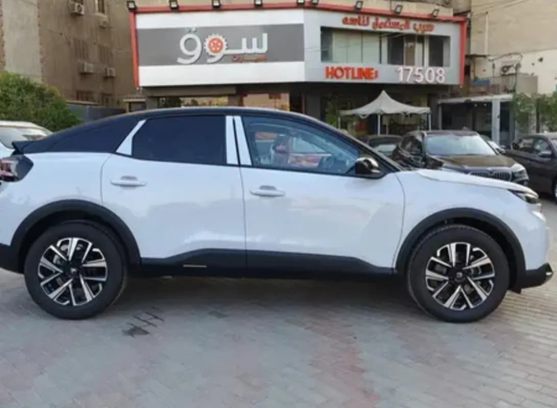 Citroen C4 2027 Shine White Automatic — New