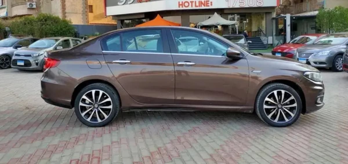 Fiat Tipo 2020 Highline Brown Automatic — Used
