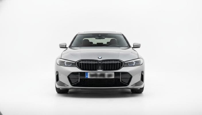 بي ام دبليو 320i 2026 ام سبورت فضي أوتوماتيك — جديدة