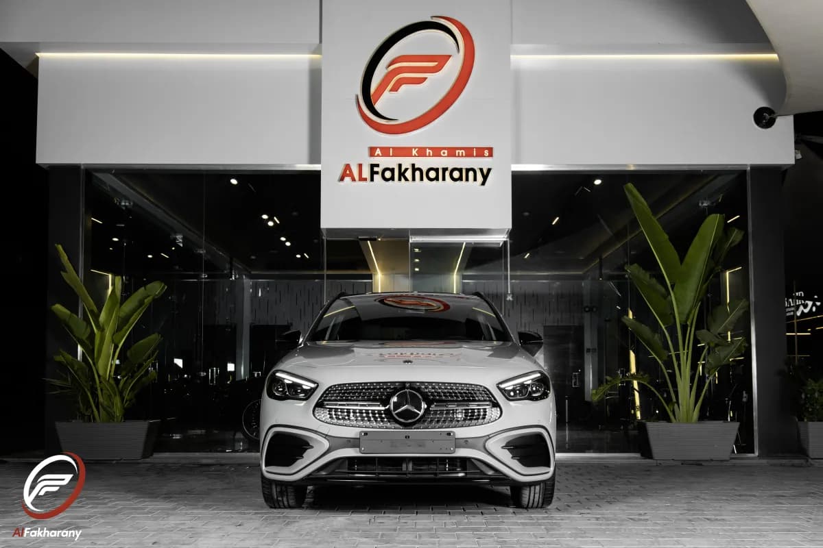 مرسيدس بنز GLA 200 2027 ايه ام جي رمادي ناردو أوتوماتيك — جديدة