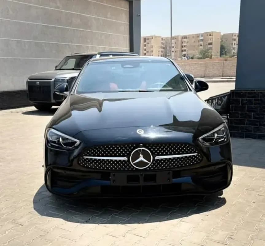 Mercedes-Benz C200 2025 Premium plus Black Automatic — New