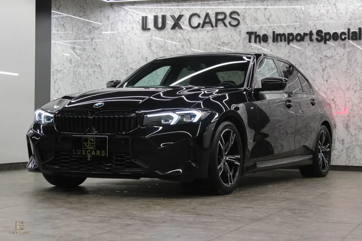 BMW 320i 2024 M Sport Black Automatic — Used