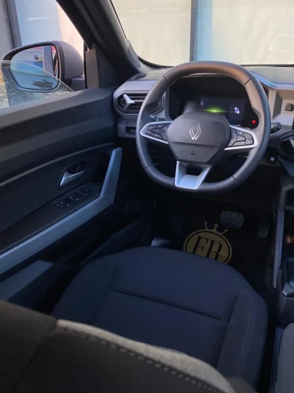 Renault Duster 2027 H2 Black Automatic — New