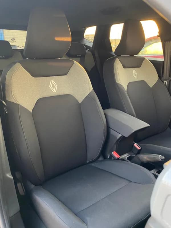 Renault Duster 2027 H2 Black Automatic — New