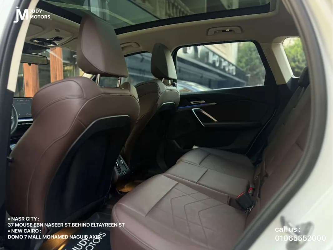 BMW IX1 2025 XDrive 30L M Sport Package White Automatic — Used