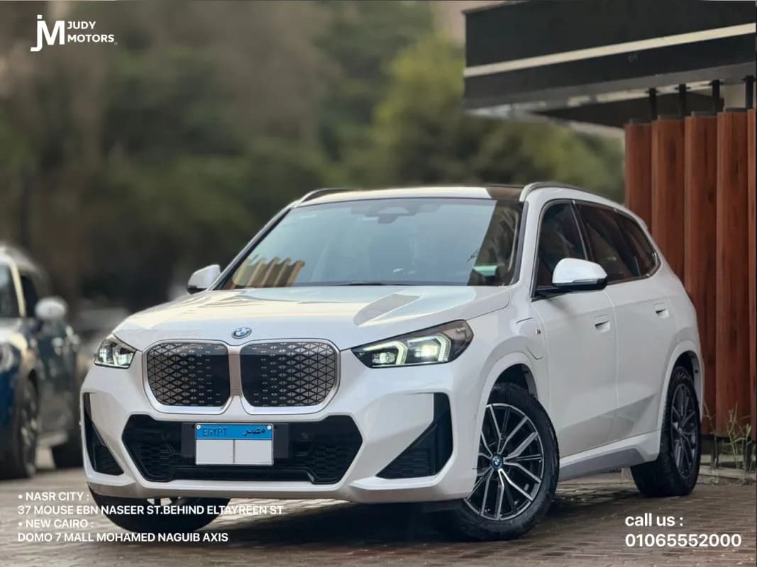BMW IX1 2025 XDrive 30L M Sport Package White Automatic — Used