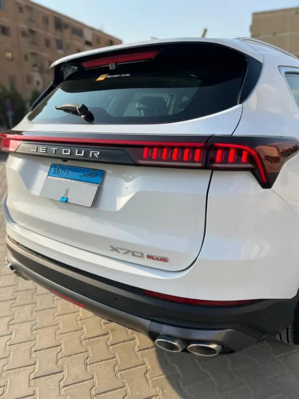 Jetour X70 PLUS 2023 Luxury White Automatic — Used