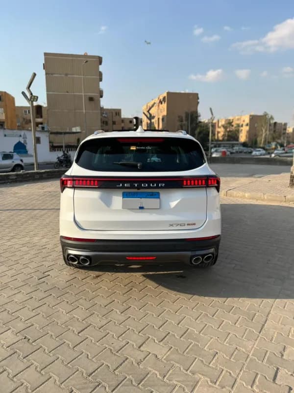 Jetour X70 PLUS 2023 Luxury White Automatic — Used