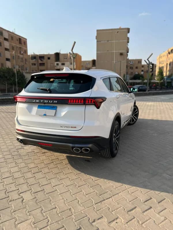 Jetour X70 PLUS 2023 Luxury White Automatic — Used