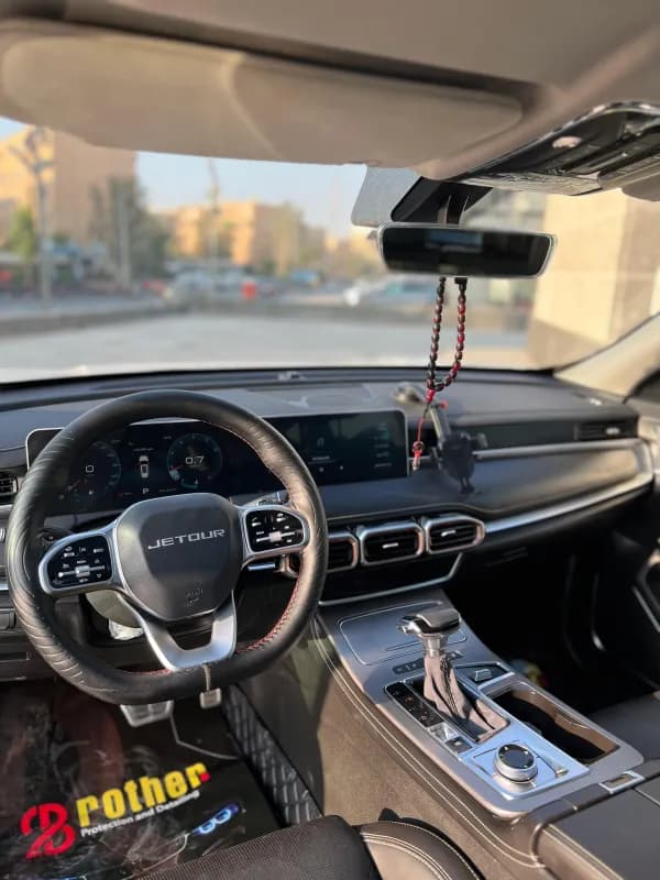Jetour X70 PLUS 2023 Luxury White Automatic — Used