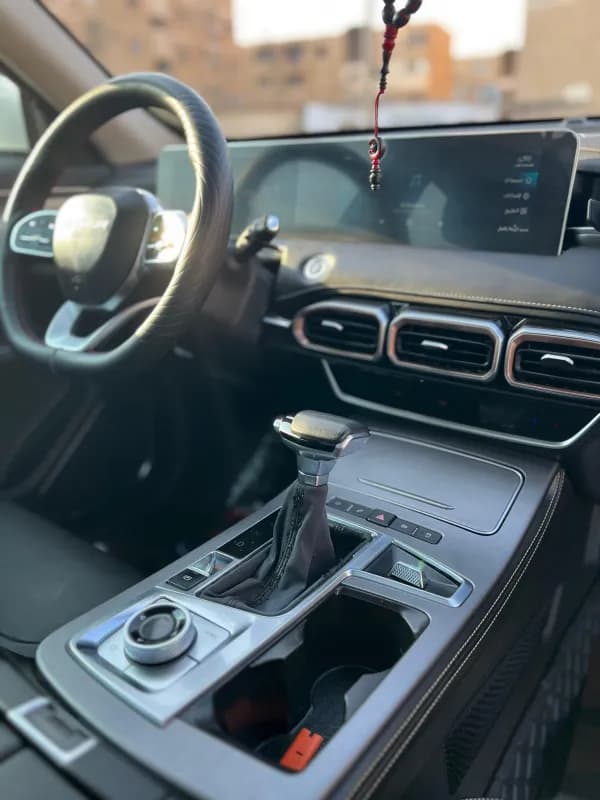 Jetour X70 PLUS 2023 Luxury White Automatic — Used