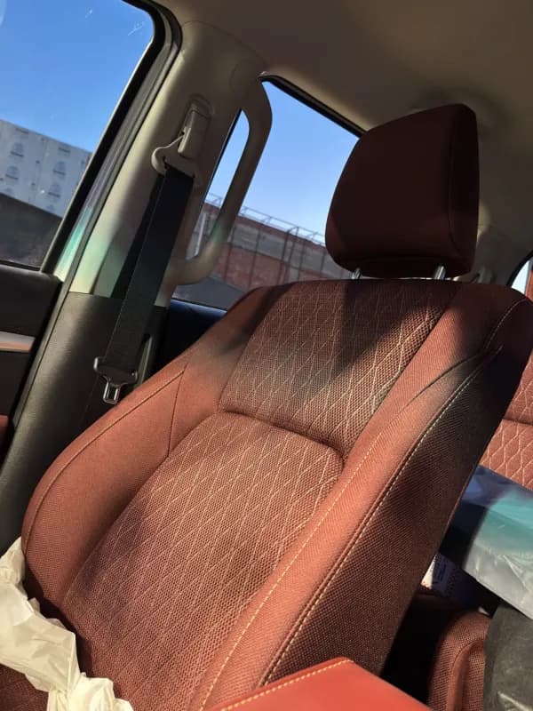 Toyota Hilux 2026 SRS White Automatic — New