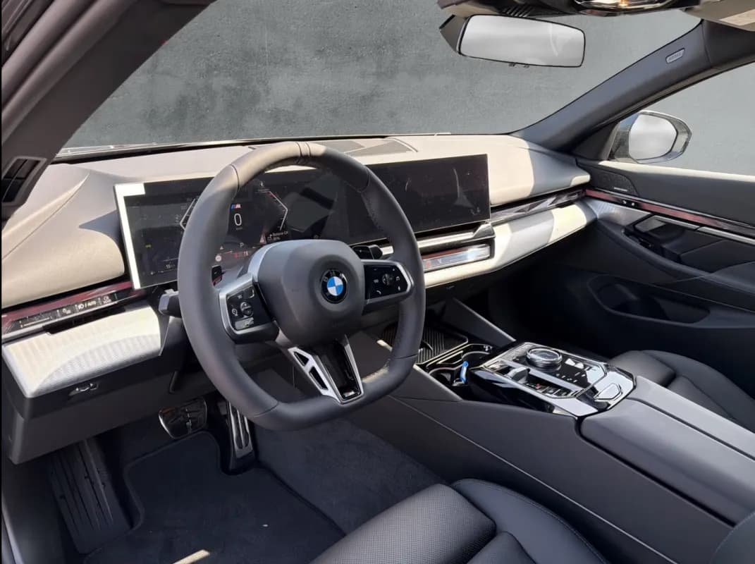 BMW 520i 2026 M Sport Black Automatic — New