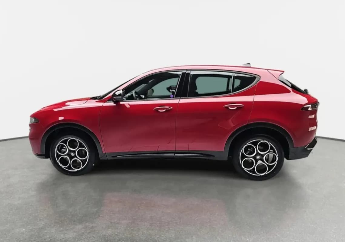 Alfa Romeo Tonale 2025 Veloce Red Automatic — New