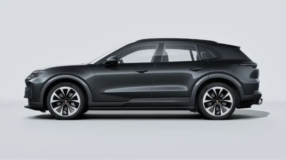 Porsche Cayenne 2026 Electric Black Automatic — New