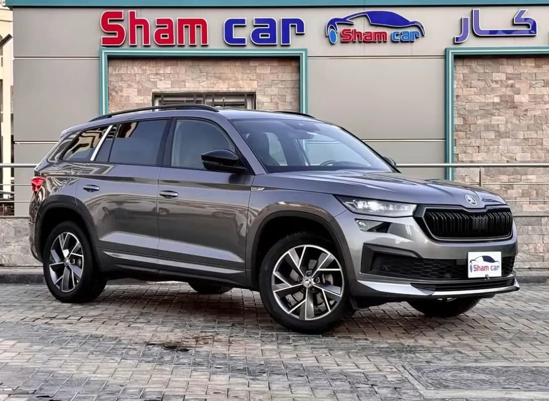 Skoda KODIAQ 2024 Sport Line Gray Automatic — Used