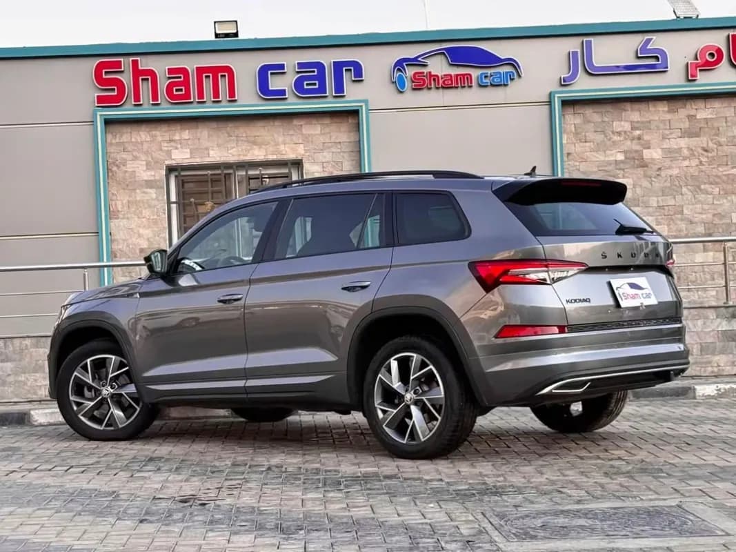 Skoda KODIAQ 2024 Sport Line Gray Automatic — Used