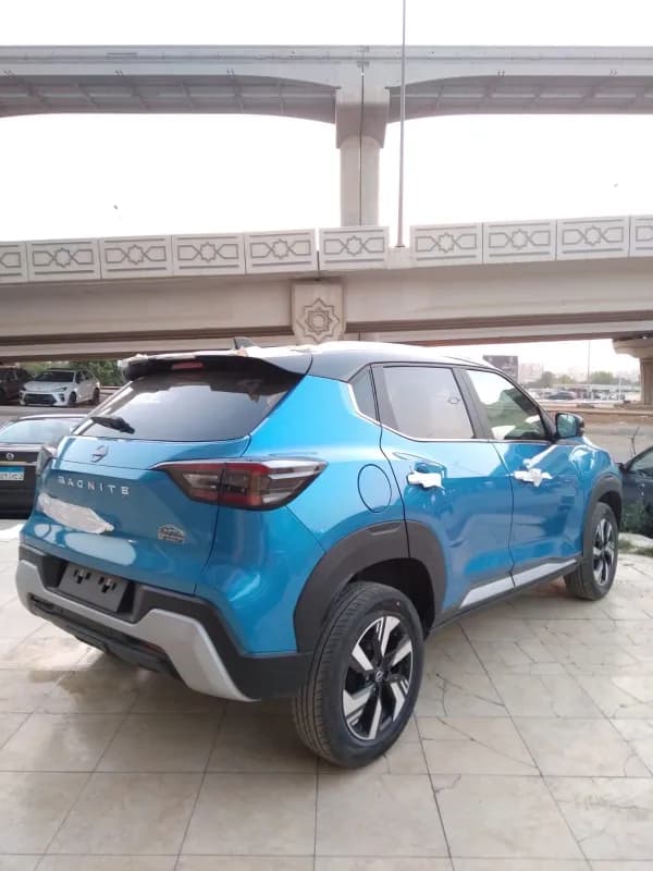 Nissan Magnite 2027 Tekna Blue Automatic — New